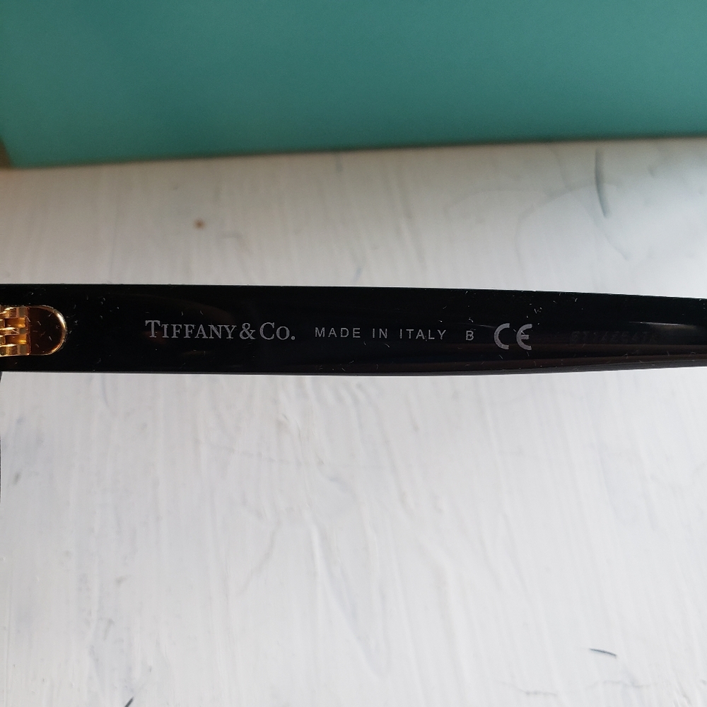 Tiffany & Co sunglasses TF 4148 001 - Picture 6 of 9